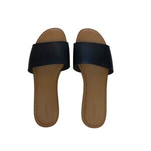 Old Navy Black and Tan Faux Leather Sandals 10